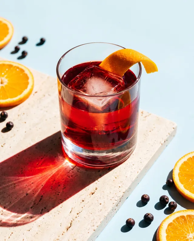 Drink: Negroni mit Nr. 8 London Dry Gin